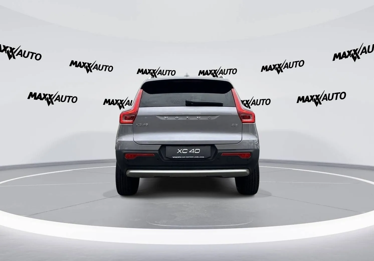 Zunanja slika - Volvo XC40 - B3 P Core AT DCT 3 leta garancije + 3 servisi... - 6
