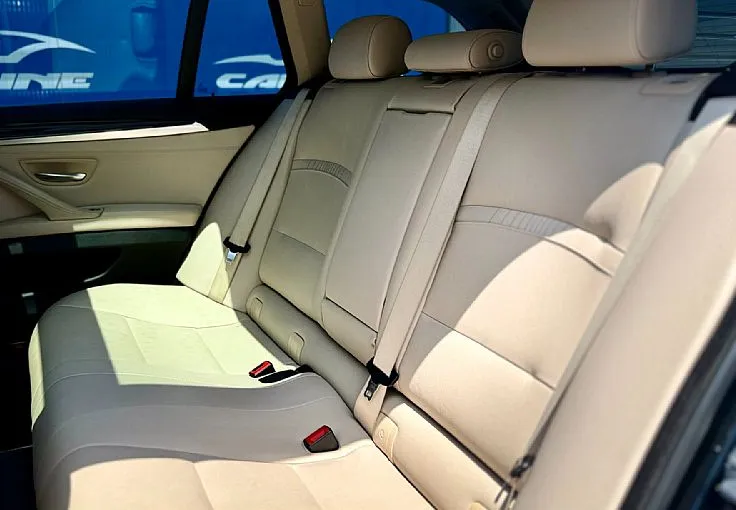 Zunanja slika - BMW Serija 5 - Touring: 520d Touring Automatik | PANO | NAVI | PDC | 20 - 11