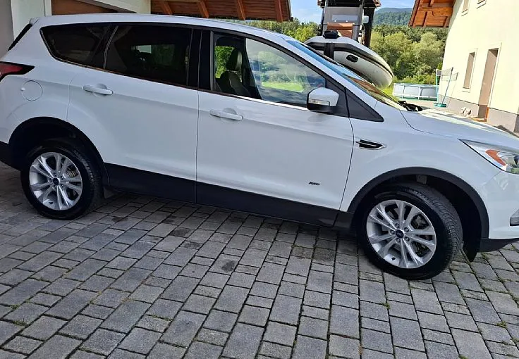 Zunanja slika - Ford Kuga - 4x4 2.0 TDCi TITANIUM Powershift - 6