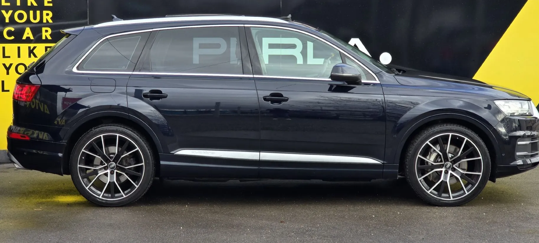 Zunanja slika - Audi Q7 - 3.0 TDI quattro 200KW-ALU 22-PANORAMA-7 SEDEŽEV- - 4