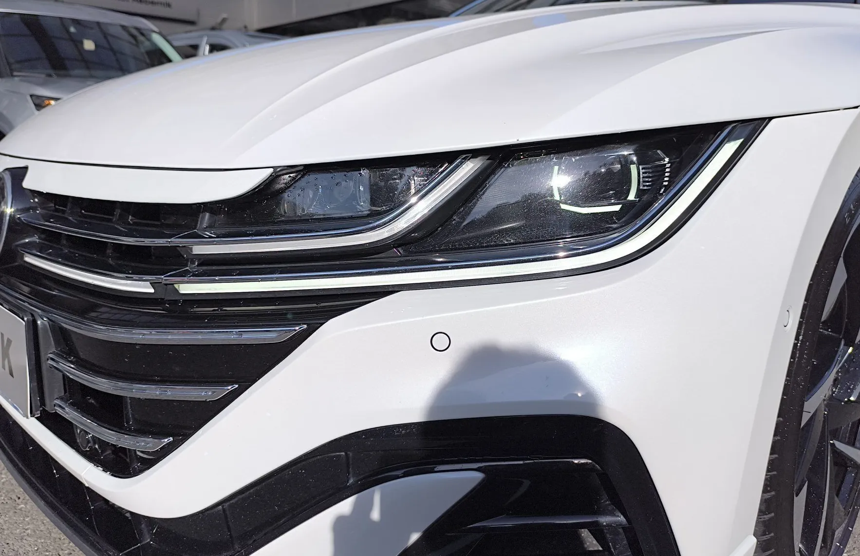 Zunanja slika - Volkswagen Arteon - Shooting Brake SB 4motion 2.0 TSI BMT R-LINE DSG 280 PS-MA - 17