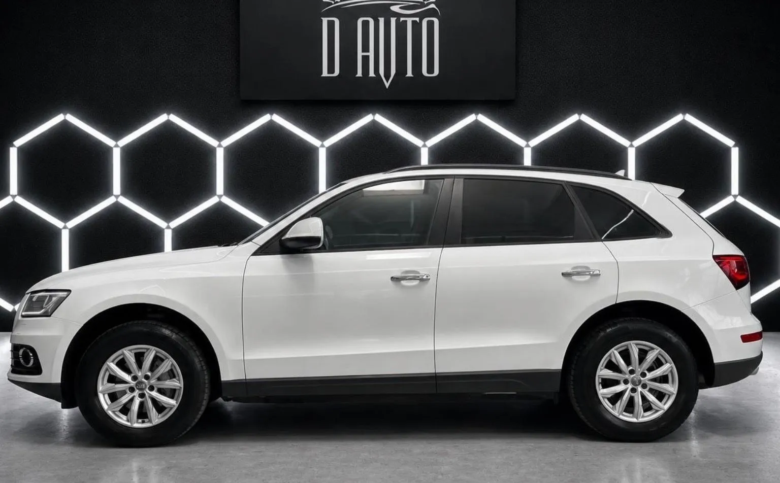 Zunanja slika - Audi Q5 - 2.0 TDI quattro 110kW LED+KLJUKA+PDC... - 4
