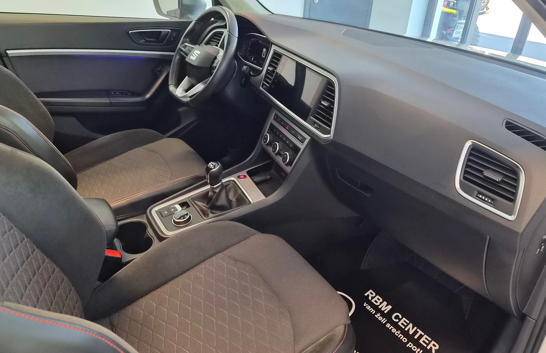 Zunanja slika - Seat Ateca - 2.0 TDI FR|PANO|VIRTUAL|AMBIENT|FULL LED|KEYLESS - 9