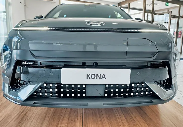 Zunanja slika - Hyundai Kona - 65kWh PREMIUM NLINE-AKT.T-TOP.ČR-AMBIENT-LED-VIDEO - 2