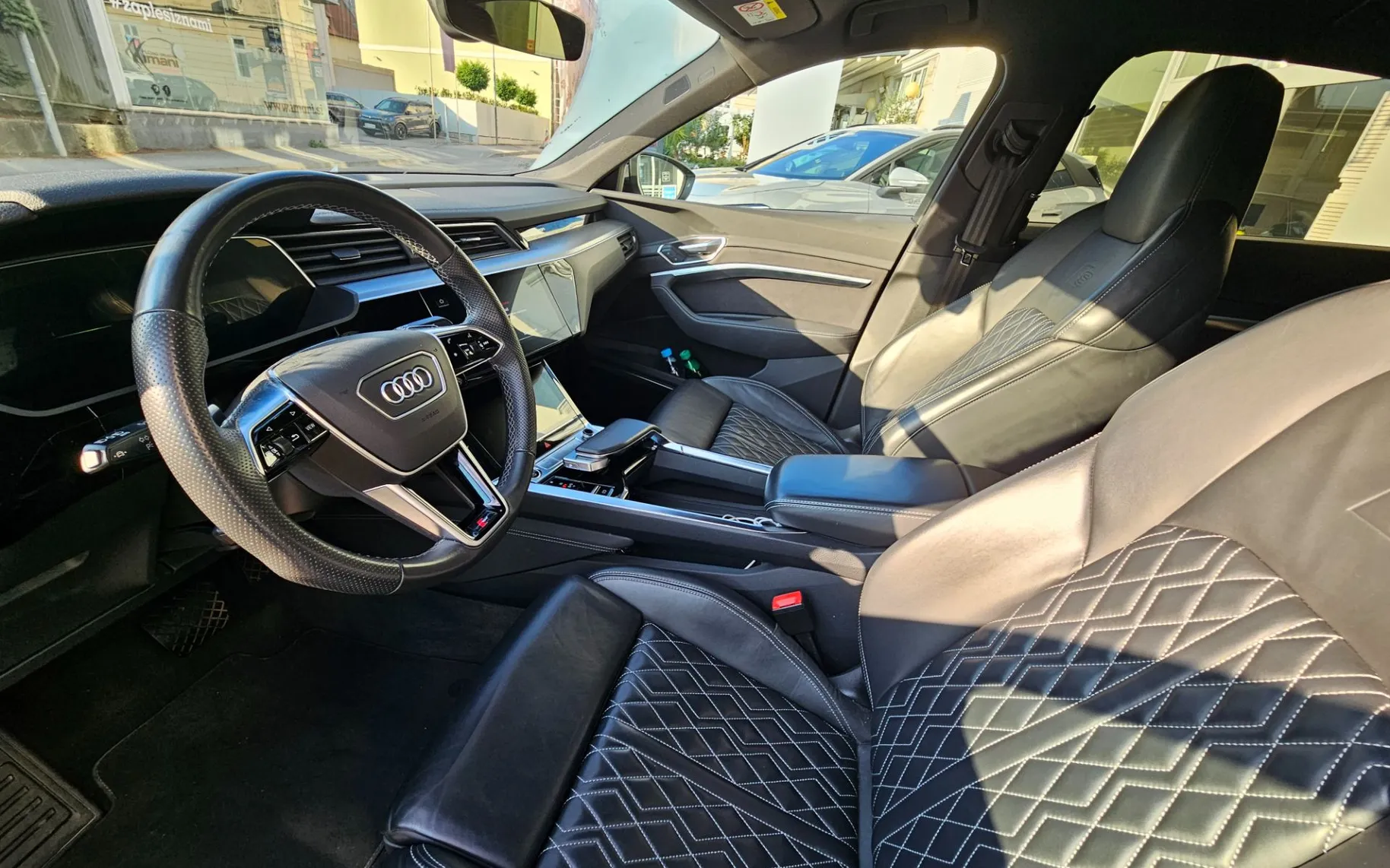 Zunanja slika - Audi e-tron - 55 quattro S line - 7