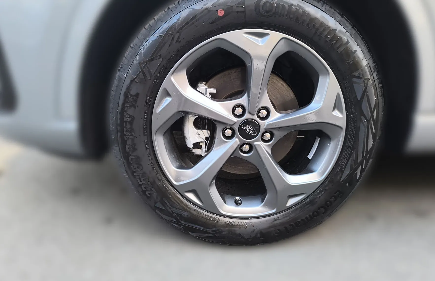 Zunanja slika - Ford Kuga - ST-LINE 2.5 DuratecHybrid 243KM PHEV - 8
