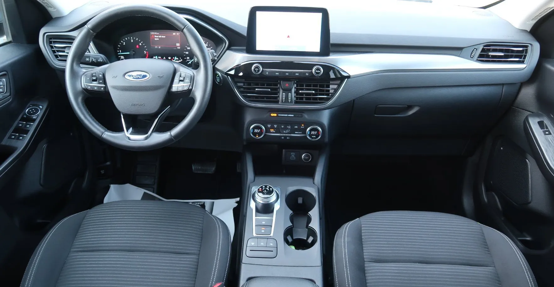 Zunanja slika - Ford Kuga - 1.5 TDCI Titanium Aut.-ALU-NAVI-PDC-LED - 10