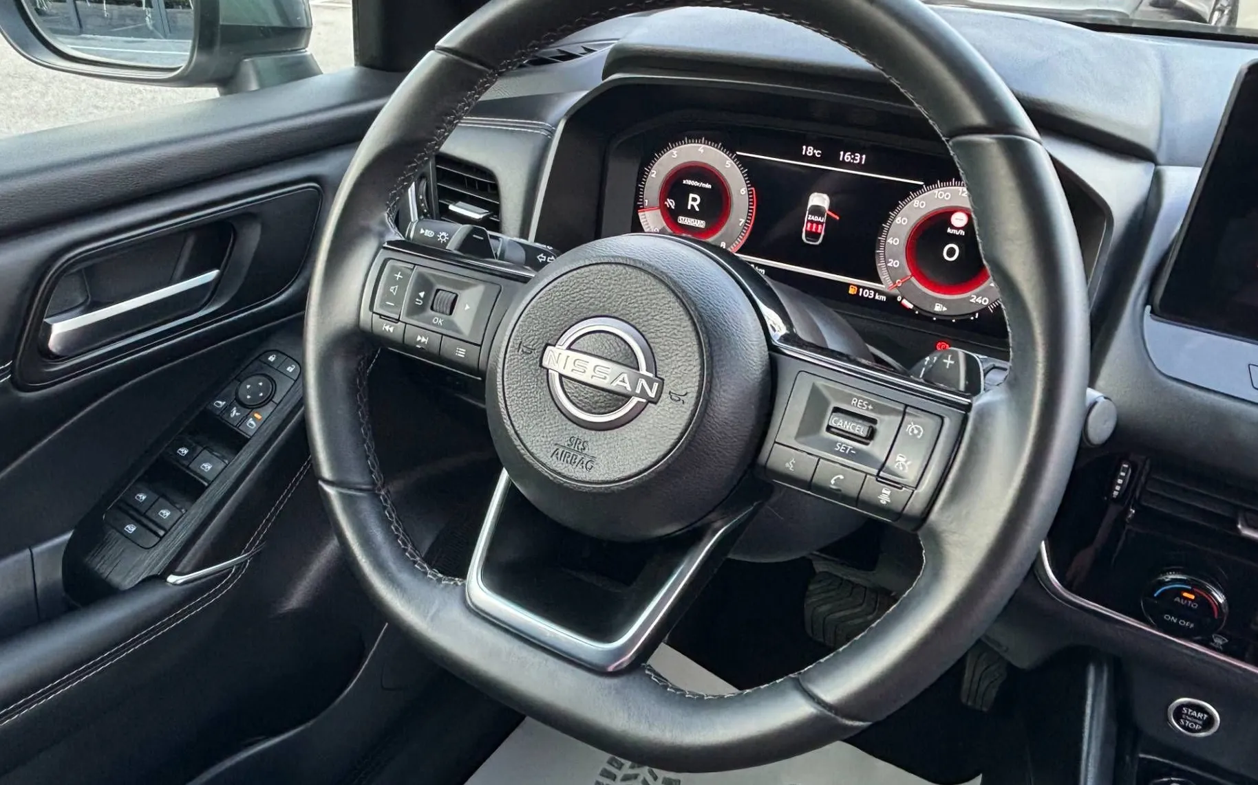 Zunanja slika - Nissan Qashqai - 1.3 DIG X-Tronic N-CONNECTA FUL LED-NAVI-KAMERA - 14