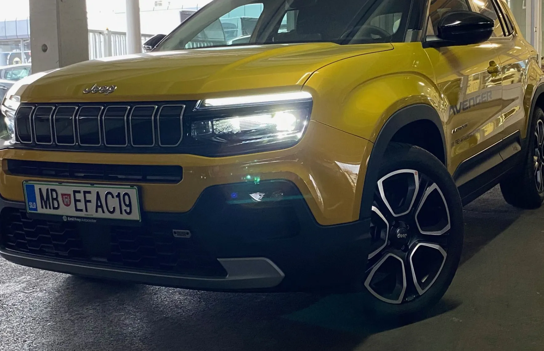 Zunanja slika - Jeep Avenger - 1.2 E-DCT MHEV 100 altitude TESTNO VOZILO - 1