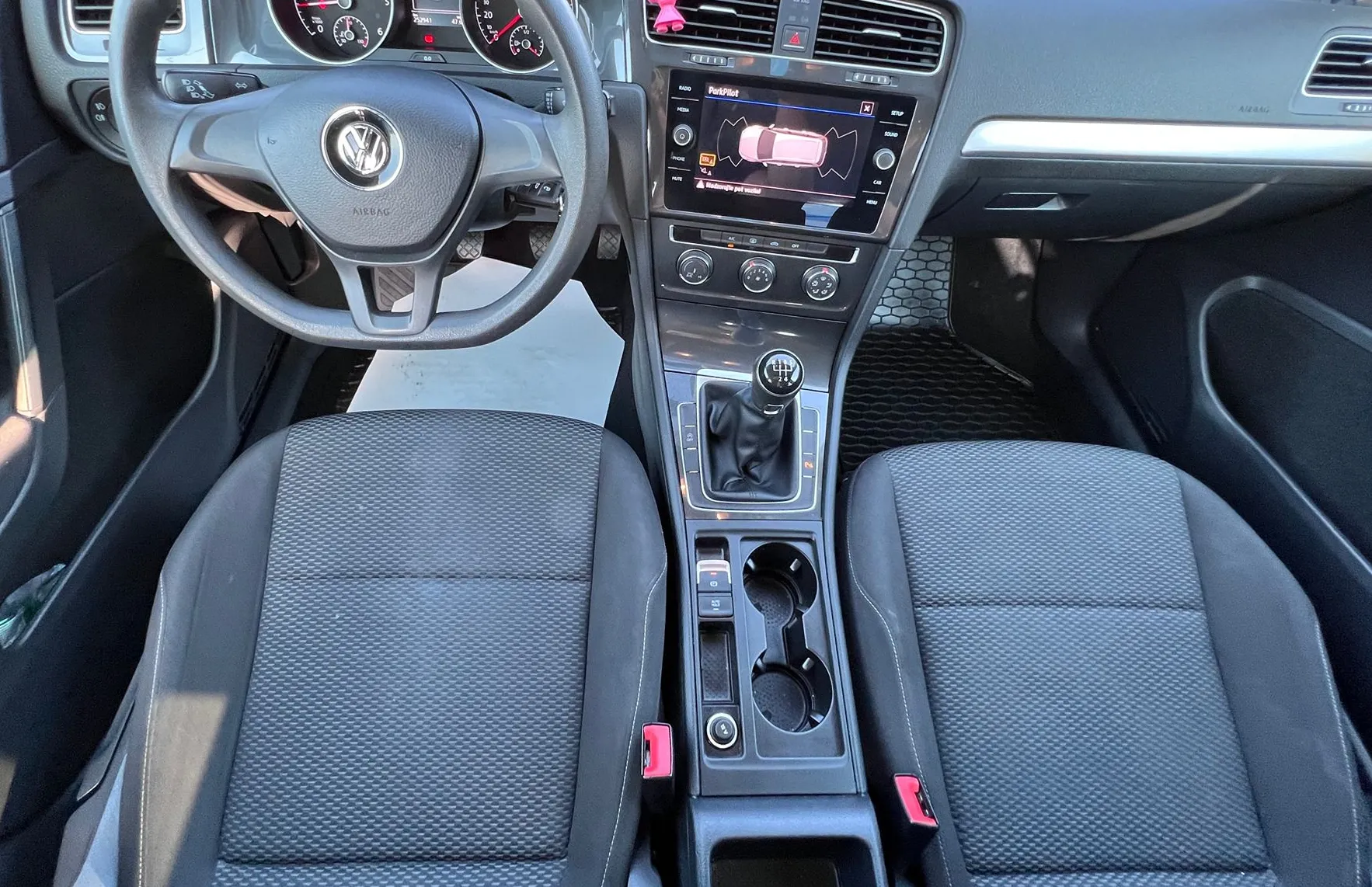 Zunanja slika - Volkswagen Golf - Variant 1.6 TDI Trendline 85 115  Park Klima Velik servis - 14