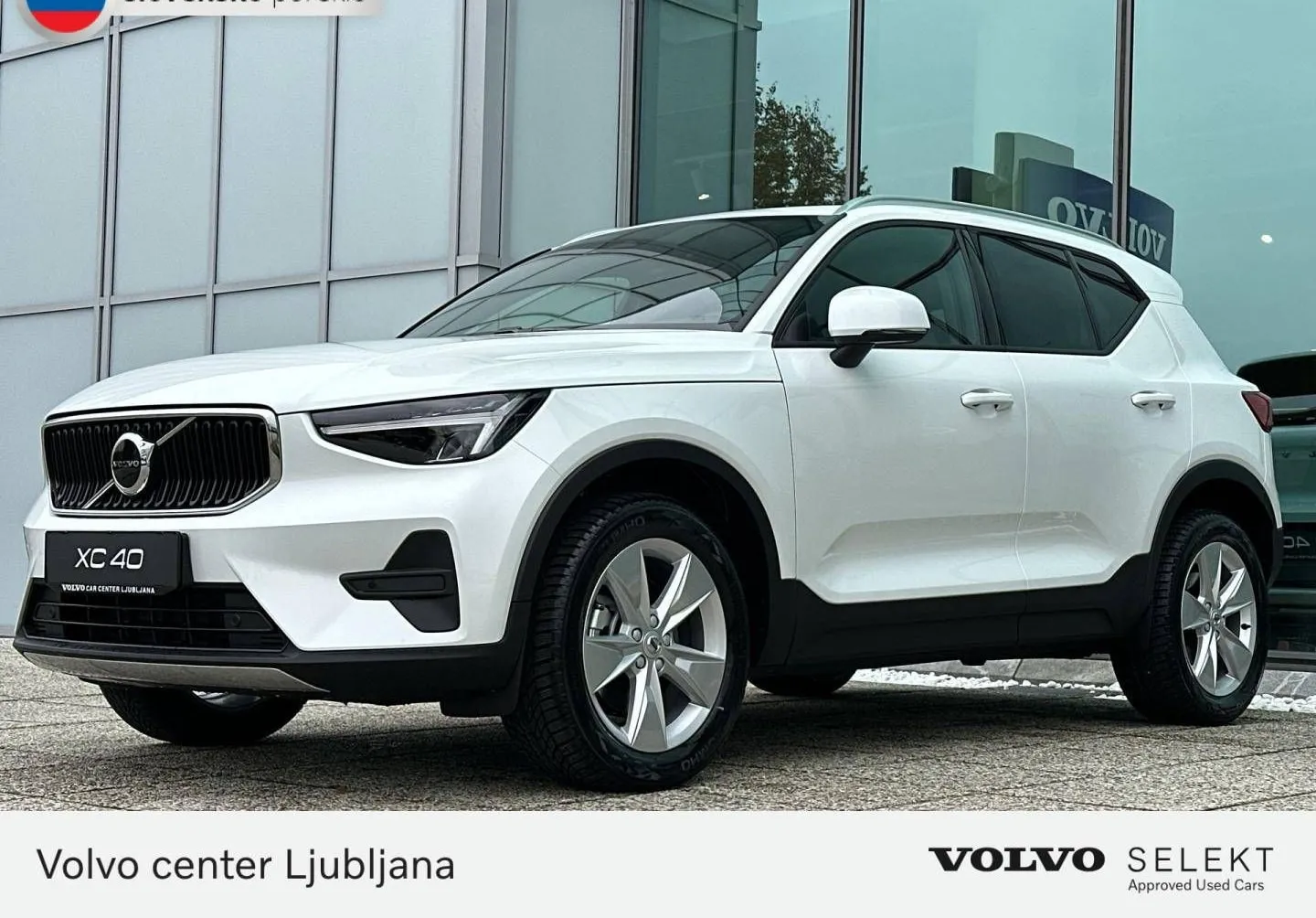 Zunanja slika - Volvo XC40 - B3 P Core AT DCT - 1