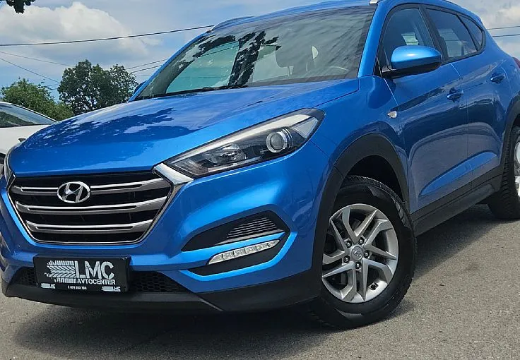 Zunanja slika - Hyundai Tucson - 1.7 CRDi 116ks °LED° °TEMPOMAT°°16-COL° - 3