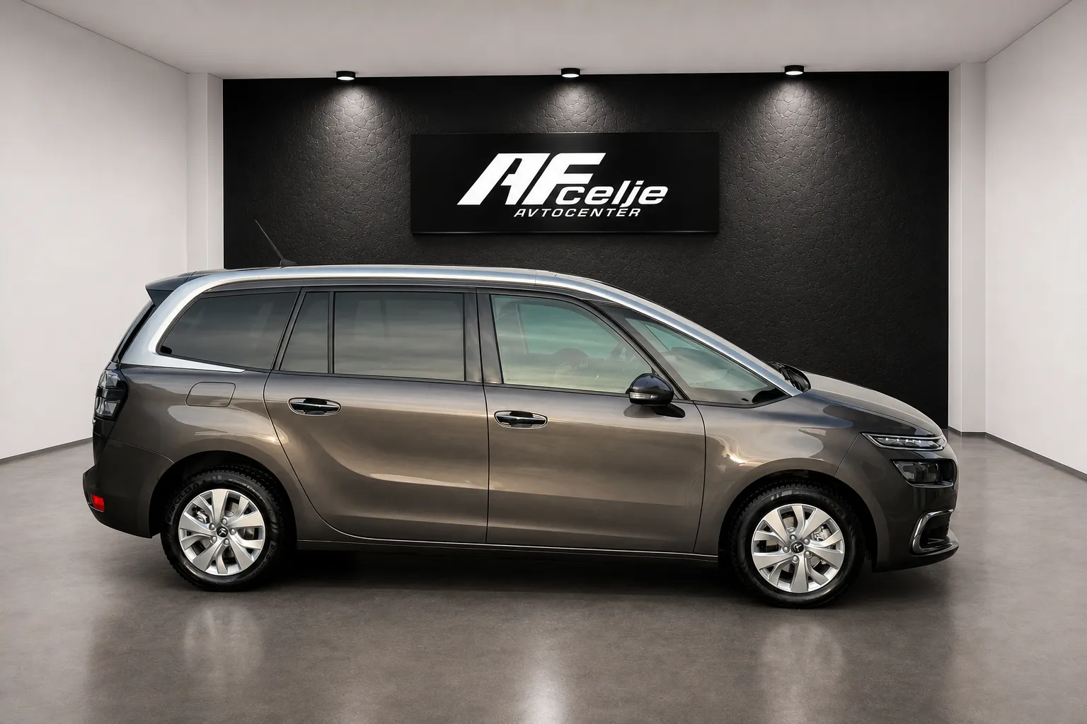 Zunanja slika - Citroën C4 Grand Picasso - 1.6 HDI-LED-NAVI-122.000km-LIZING ZA TUJCE-KEYLE - 4