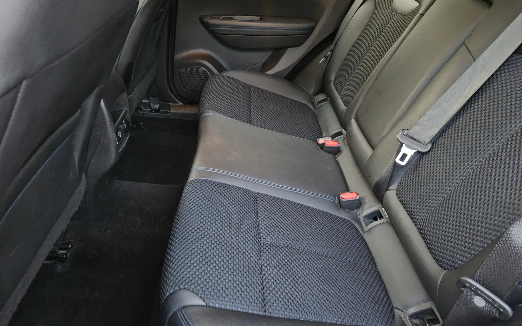 Notranja slika - Renault Kadjar - dCi 115 Limited - 11