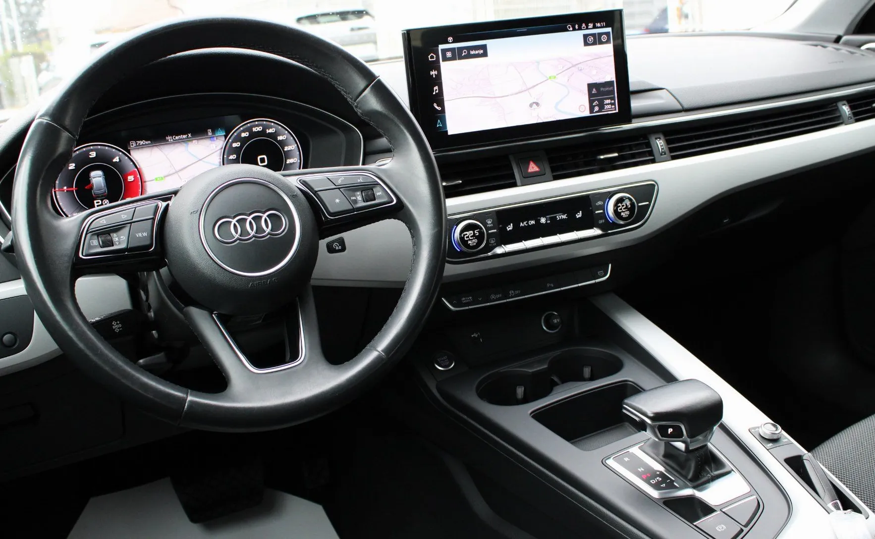 Zunanja slika - Audi A4 - Avant 35 TDI S tronic_VIRTUAL_KAMERA_LED_2X PDC_ALU - 16