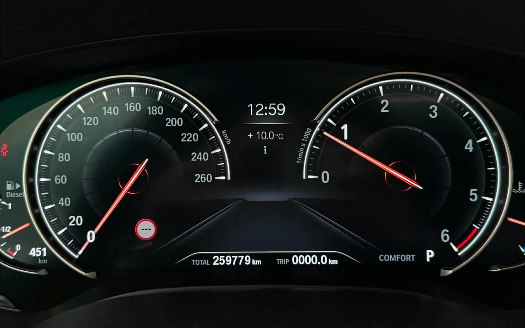 Notranja slika - BMW serija 5: - 520XD•AUT•M PAKET•ŠIBEDAH•XENON+LED•VIRTUAL•NAVI• - 12