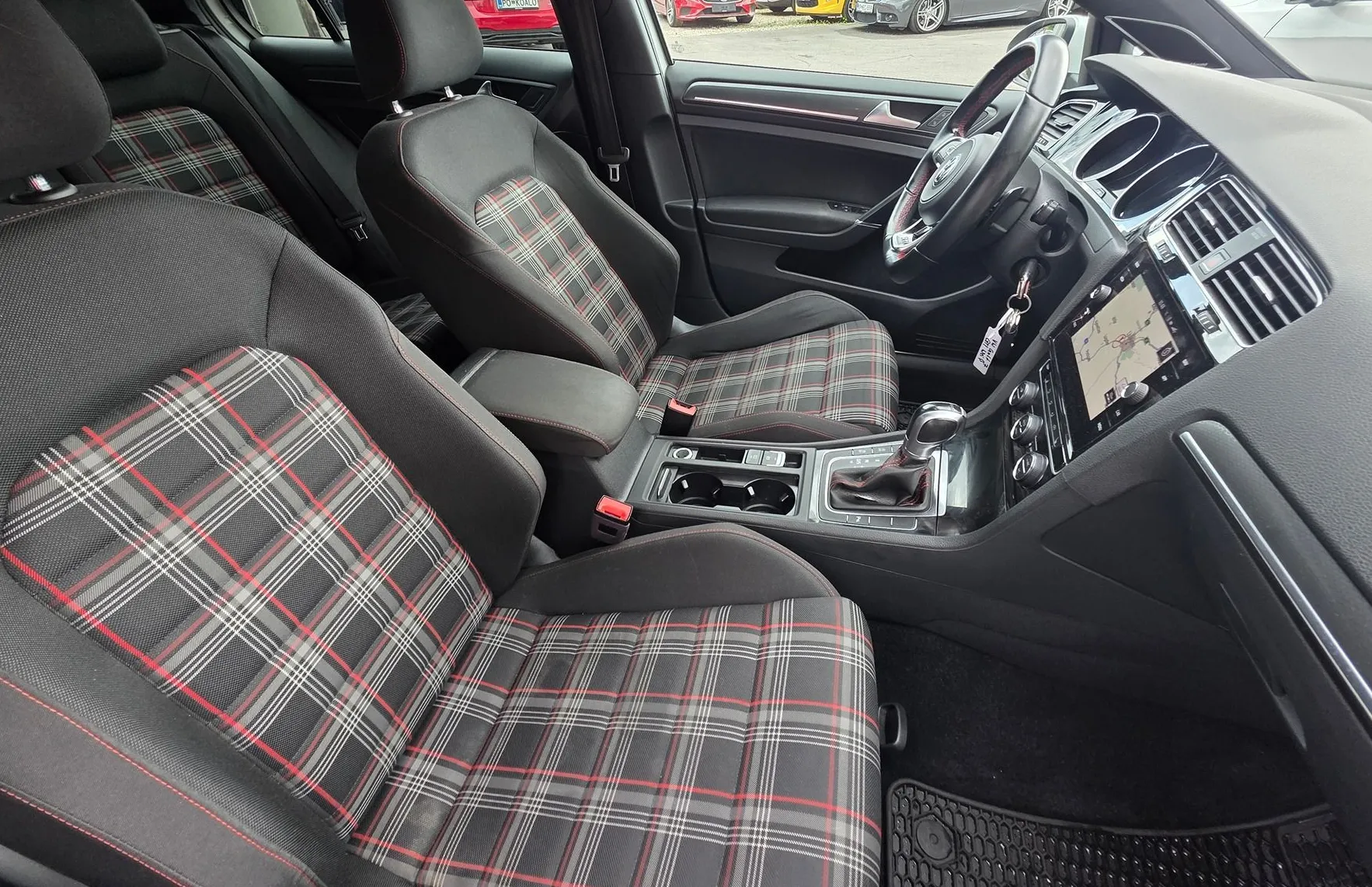 Zunanja slika - Volkswagen Golf - 2.0 GTI BMT DSG LED-ALU-GRETJE SEDEŽEV-NAVI - 12