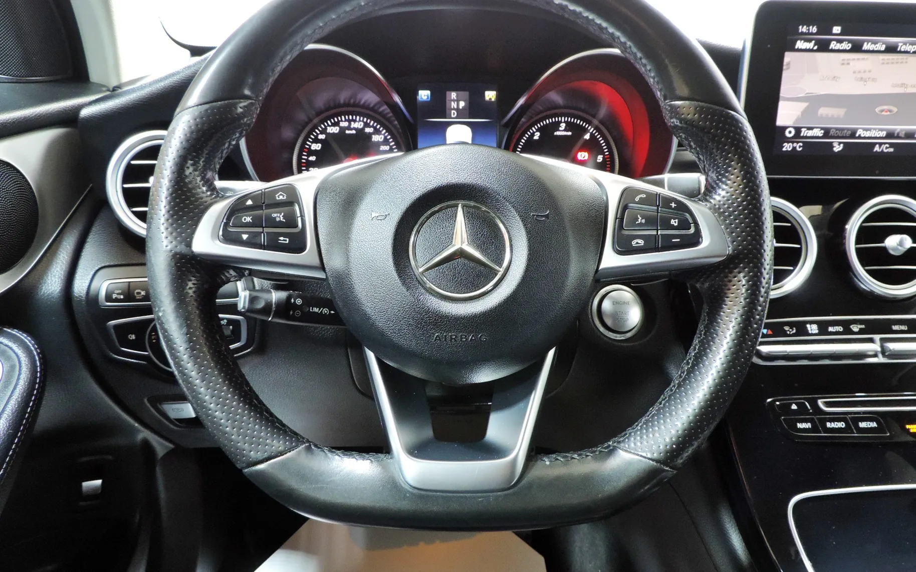 Zunanja slika - Mercedes-Benz GLC Coupe - GLC 250 d 4MATIC AMG LINE ZRAČNO-360  KAMERE... - 14
