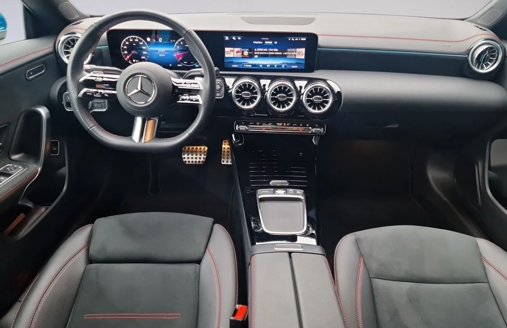 Zunanja slika - Mercedes-Benz CLA-Razred - CLA 200 AMG LINE - 10