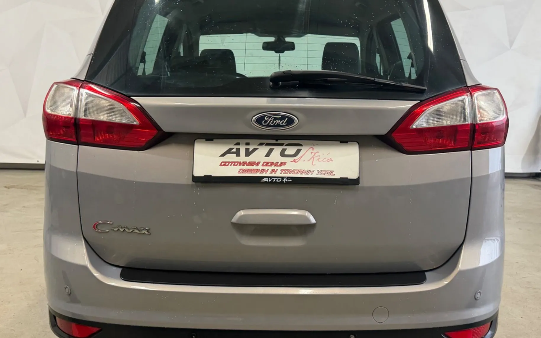 Notranja slika - Ford Grand C-Max - 1.6 TDCi-7 SEDEŽEV-TEMPOMAT-NAVIGACIJA-PDC - 7