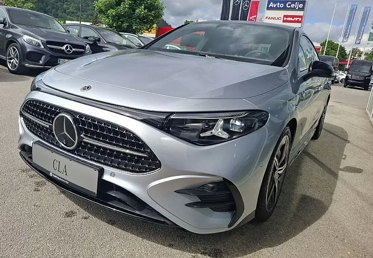 Zunanja slika - Mercedes-Benz CLA-Razred - CLA 180 AMG Line Avt. - AKCIJA NIGHT EDITION - 6