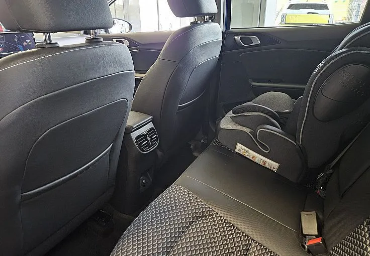 Zunanja slika - KIA XCeed - 1.6 T-GDi EX WAY ISG.7DCT 110.3 kW. VEČ BARV - 10