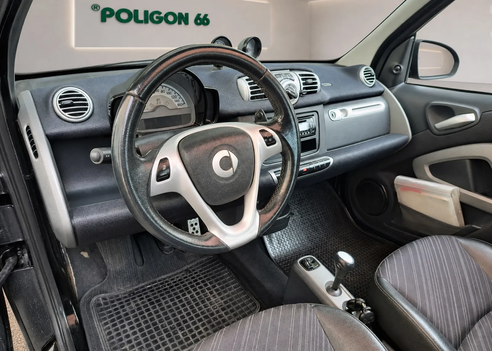 Notranja slika - Smart fortwo - pulse-PANORAMA-AVTOMATSKA KLIMA-F1-GARANCIJA - 8