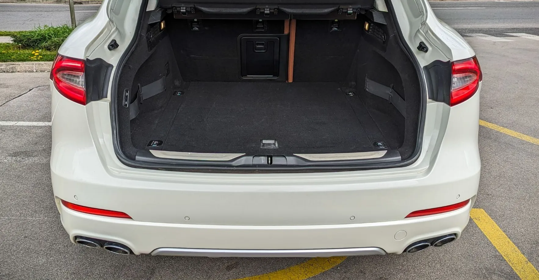 Zunanja slika - Maserati Levante - V6 21 ACC 360 PANO BOWERS WILKINS SURROUND - 9