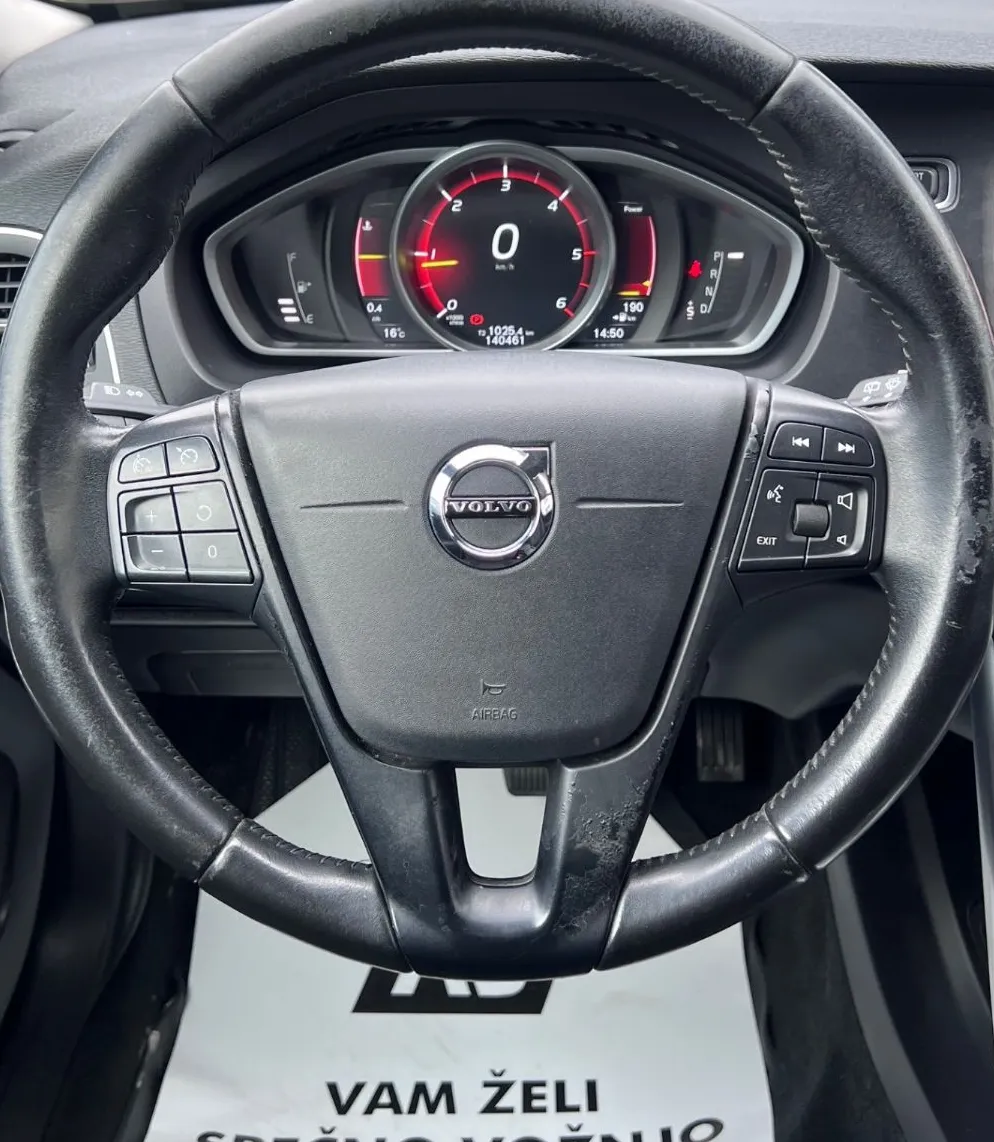 Zunanja slika - Volvo V40 Cross Country - 2.0TD+NAV+VIRTUAL+PDC+ALU - 15