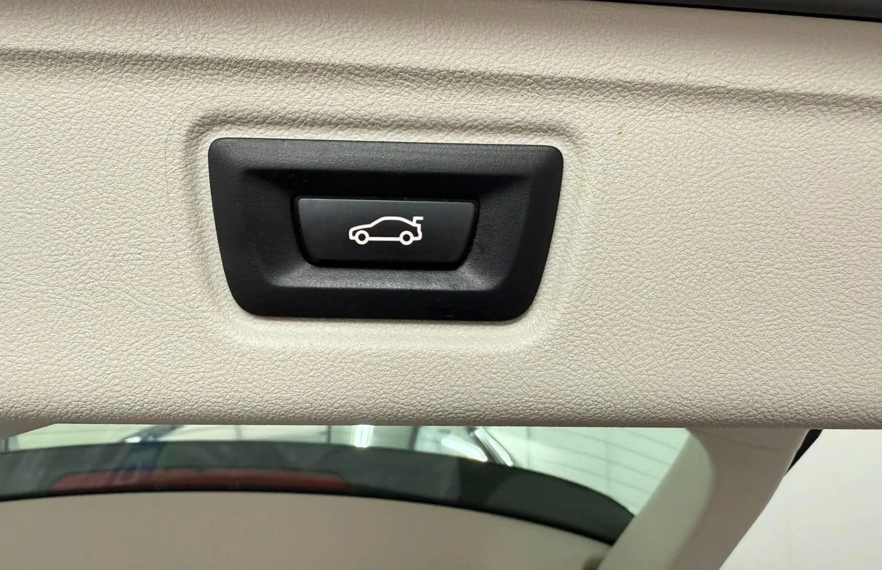 Zunanja slika - BMW Serija 3 - Touring: 320d Touring Sport Line Avt.NEMŠKI+4ALU.USNJE.L - 16