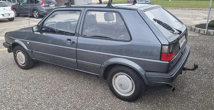 Zunanja slika - VW Golf - 1.6 Dizel - 4
