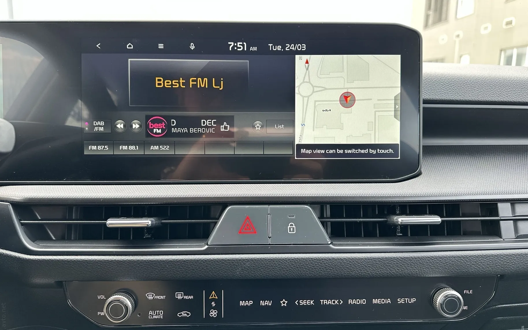 Notranja slika - KIA Stonic - 1.0 T-GDi LX Life M T... - 18