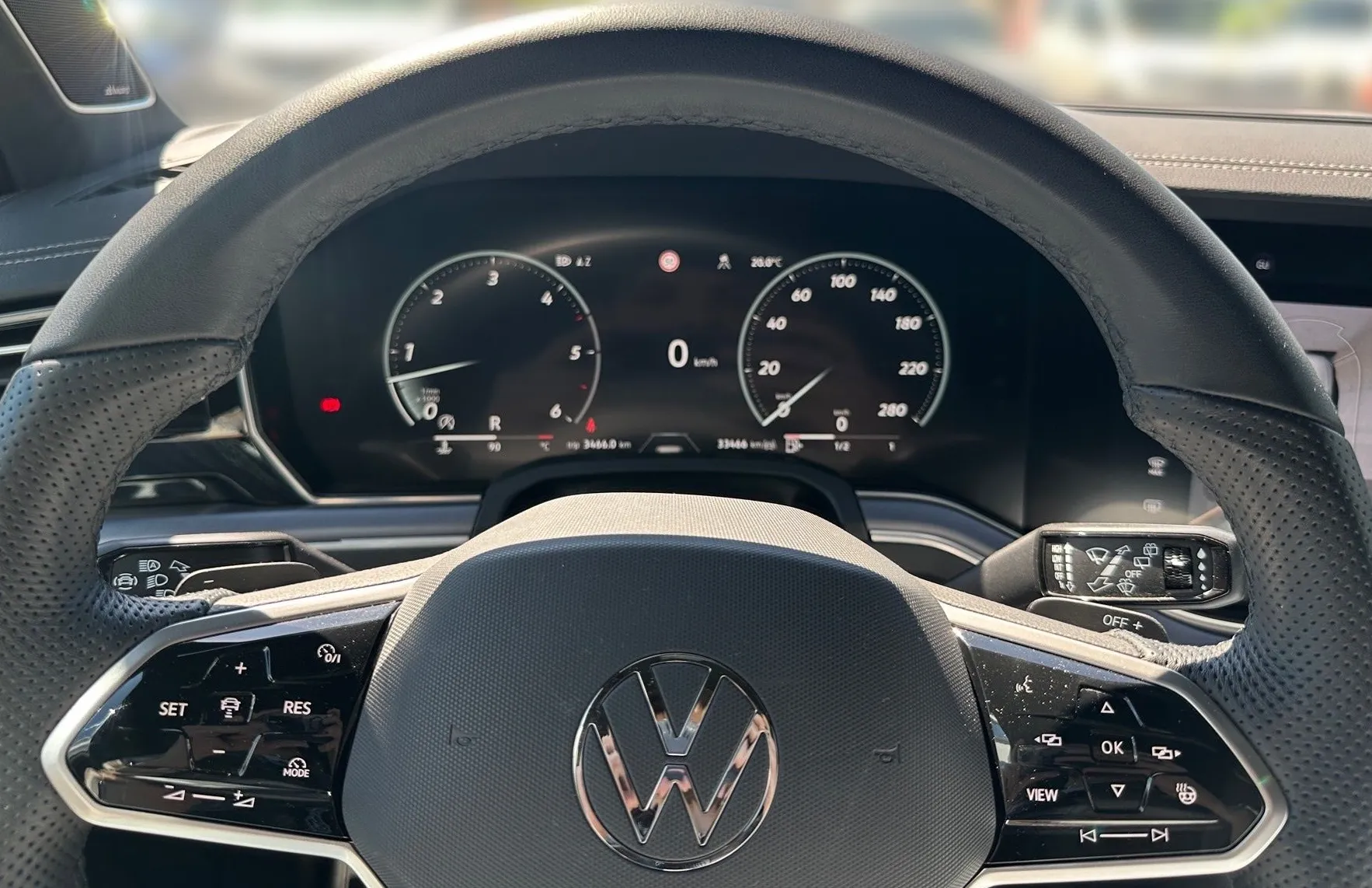 Zunanja slika - VW Touareg - 4motion V6 TDI BMT R-Line Tiptronic - 8