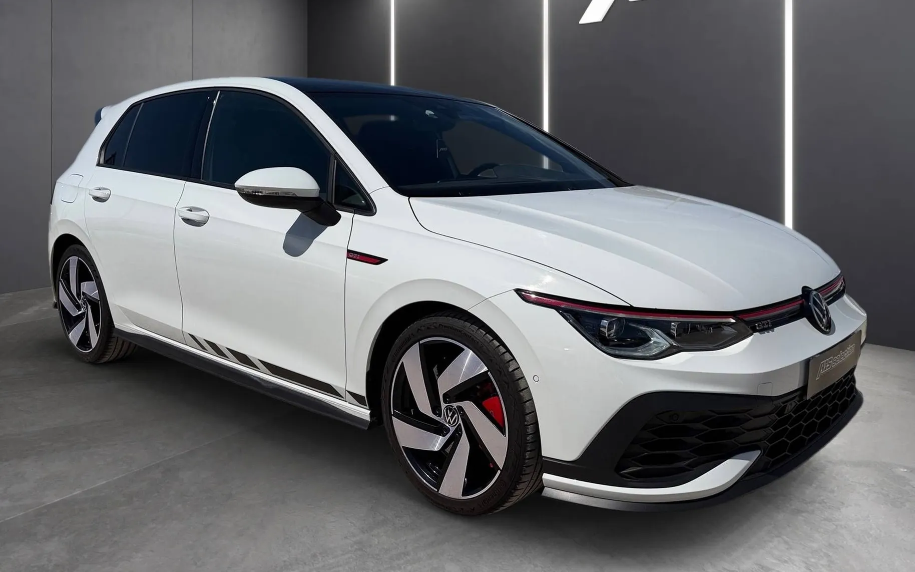 Zunanja slika - Volkswagen Golf - 2.0 GTI avt. 221  300  Clubsport-Matrix-Mrtvi kot - 2