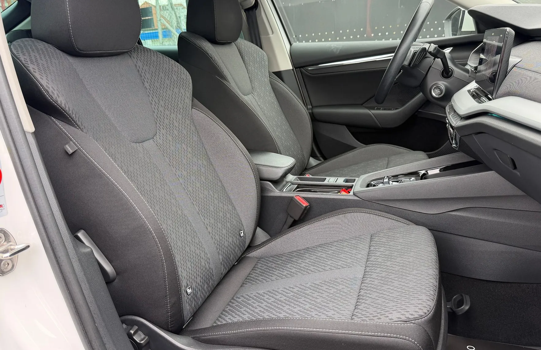 Zunanja slika - Škoda Octavia - 2.0 TDI CRYSTAL LED-LIMO.-NAVI-VIRTUAL-ACC-KAMERA- - 12