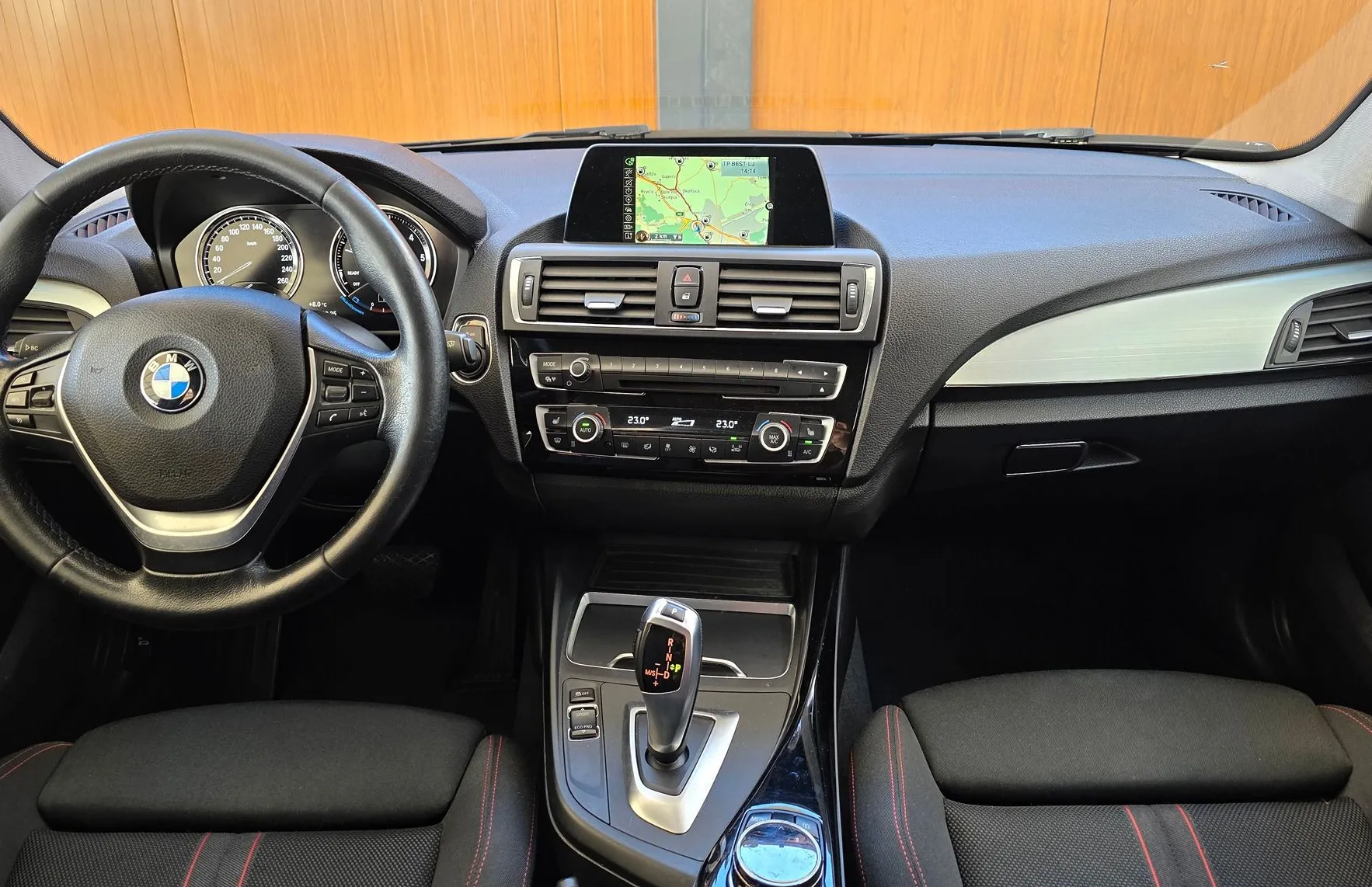 Zunanja slika - BMW Serija 1 - : 118d Sport - LED - TEMP. - GR. SED. - NAVIGACIJA - 9