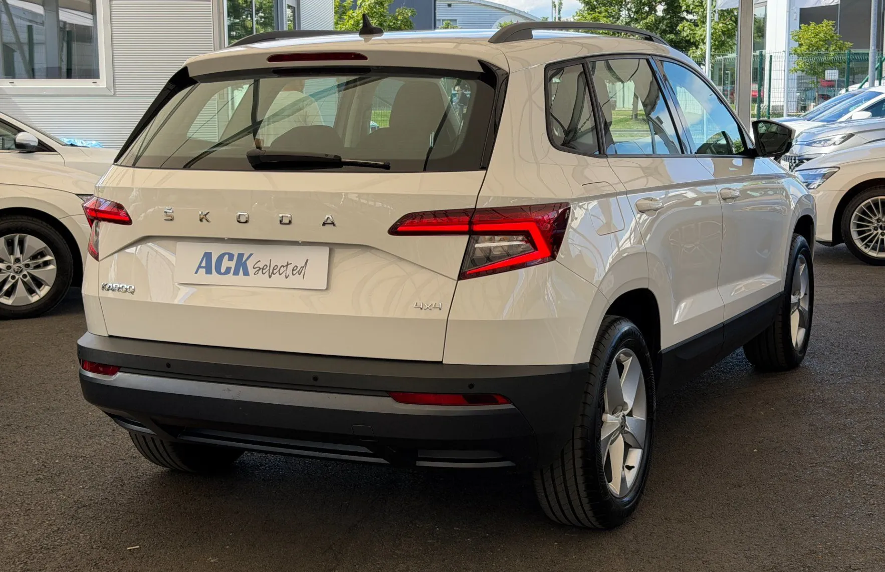 Zunanja slika - Škoda Karoq - Ambition 2.0 TDI DSG 4X4 SLO 1.Lastnik - 5