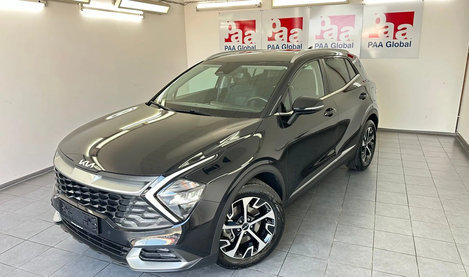 Zunanja slika - KIA Sportage - 2WD 1.6 CRDI.KAMERA.Style.navi.led.SAMO 39.978 KM - 2
