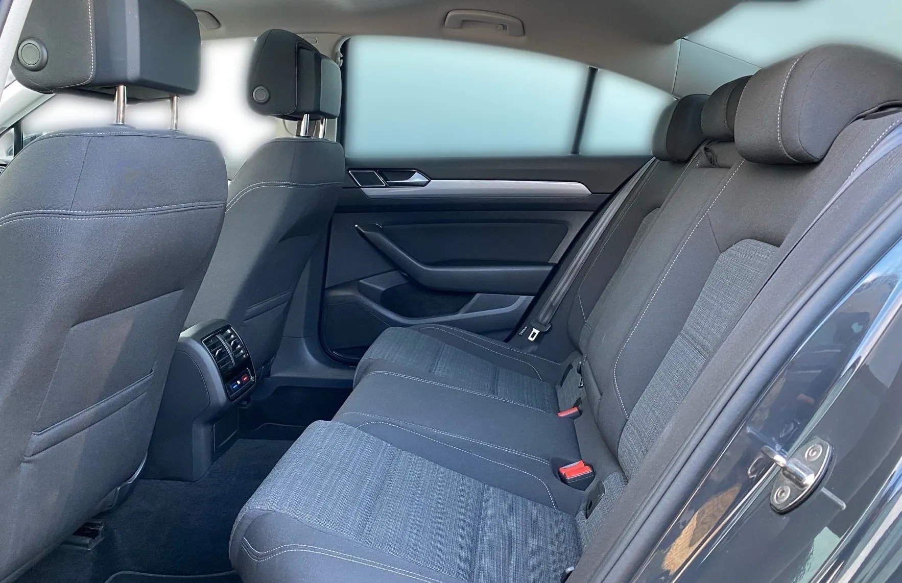 Zunanja slika - VW Passat - 2.0 TDI BMT SCR Business avt.-Panorama-LED-Kamera. - 11