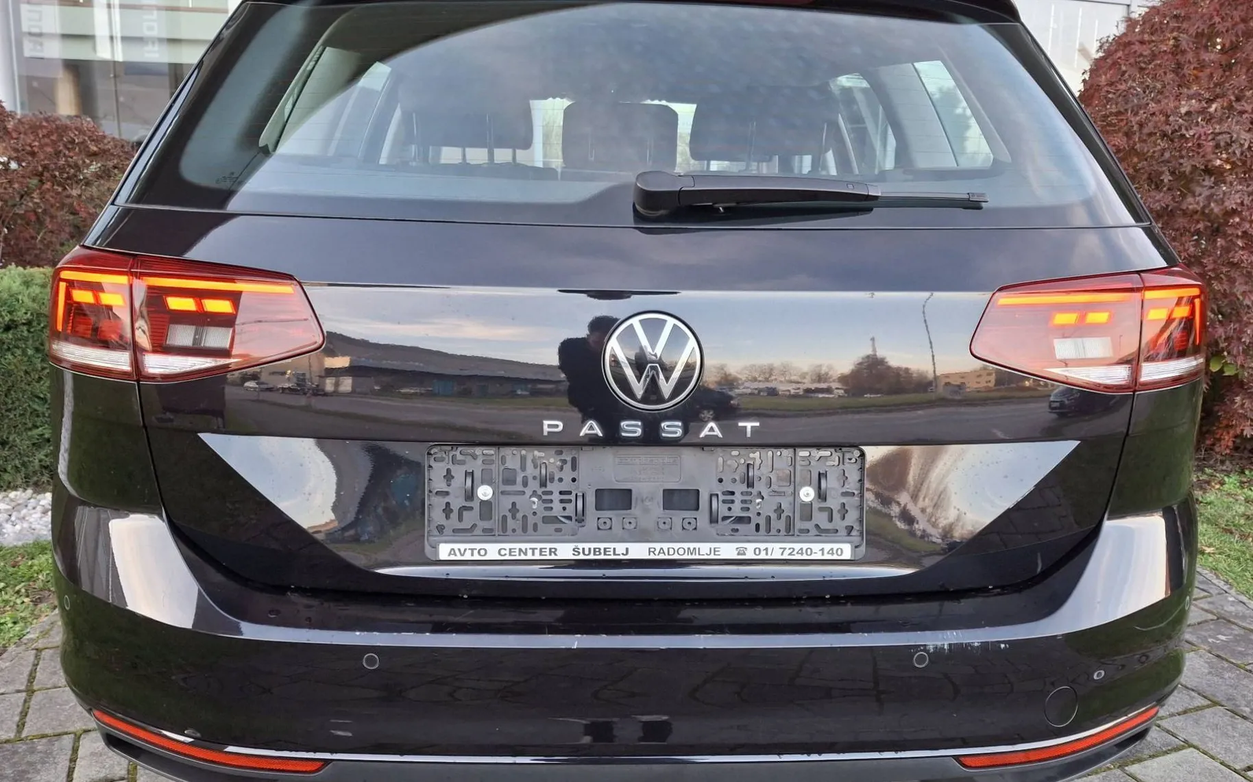 Zunanja slika - VW Passat - 1.5 TSI BMT Elegance avt. 110kW DECEMBRSKA AKCIJA. - 5