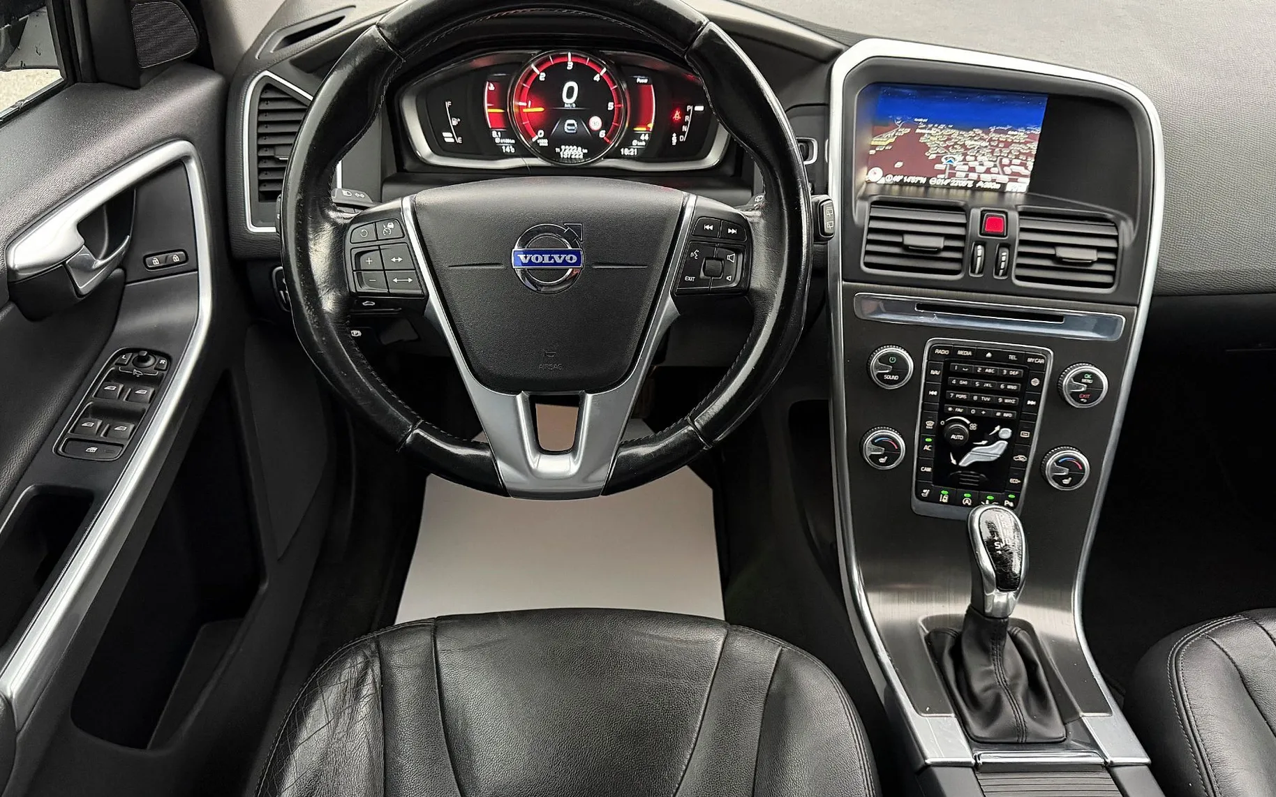 Zunanja slika - Volvo XC60 - D4 Summum AUT. LED XENON ACC NAVI BLS VIRTUAL - 16