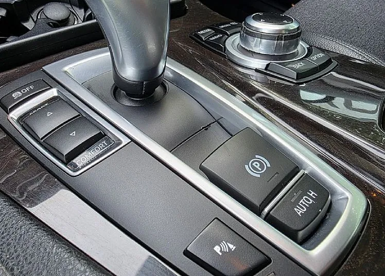 Zunanja slika - BMW Serija 5 - Touring: 525D AVTOMATIK LED-NAVI-GRETJE SEDEŽEV-ALU - 17