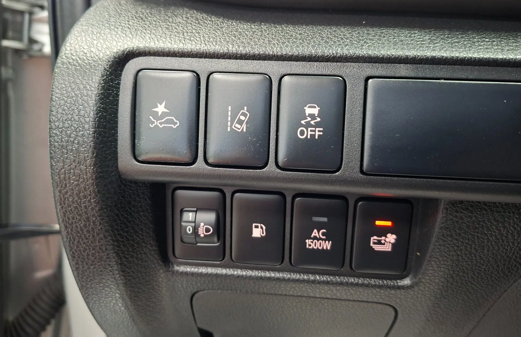 Zunanja slika - Mitsubishi Eclipse Cross - 4WD 2.4 PHEV Instyle+ CVT 1.LASTNIK-SLO-TOV.GARANC - 14