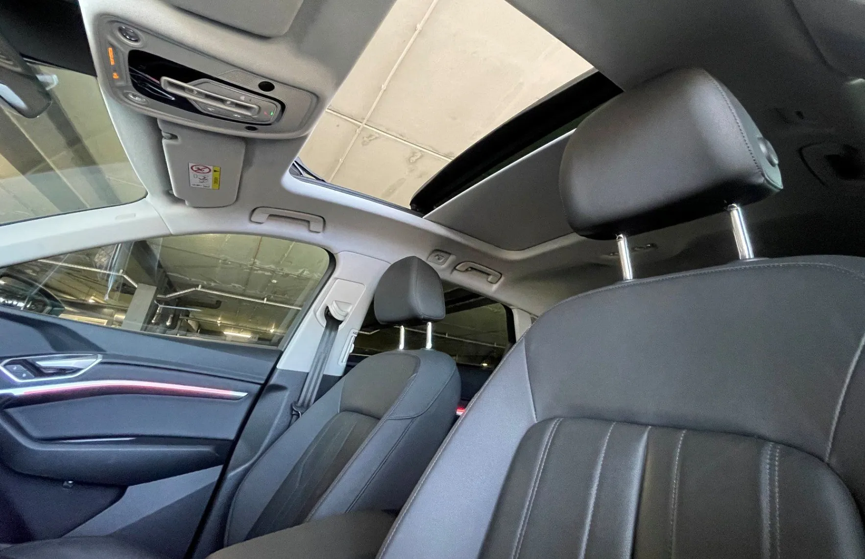 Zunanja slika - Audi e-tron - 50 quattro.NEMŠKI.PANORAMA.KAMERA.LED.GRE.SE.USNJE - 9