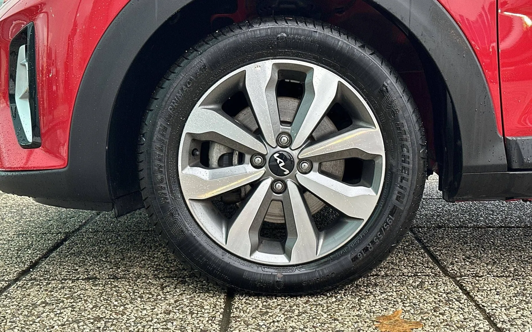 Notranja slika - KIA Stonic - 1.0 T-GDi LX Urban ISG DCT - 9