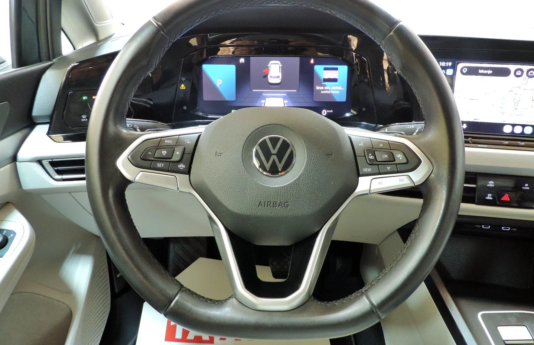 Zunanja slika - Volkswagen Golf - 1.5 TSI ACT BMT  DSG LED-ACC - 14