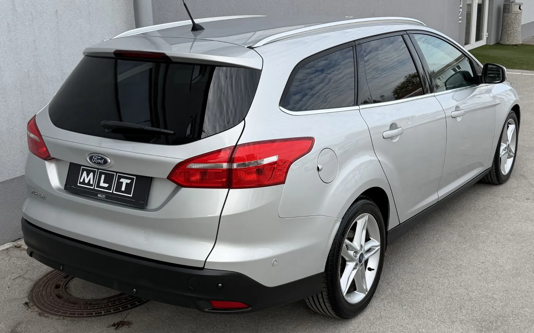 Zunanja slika - Ford Focus - 1,5 TDCi Titanium - 5