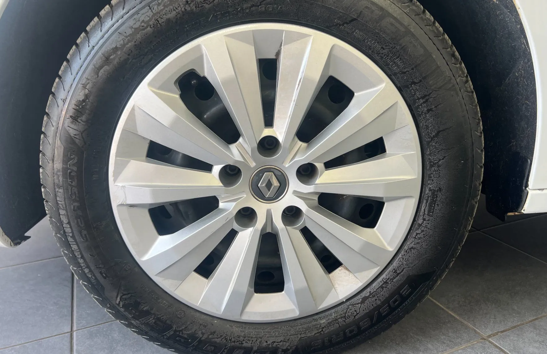 Zunanja slika - Renault Kangoo - 1.5 Blue dCi 95Edition One - 3