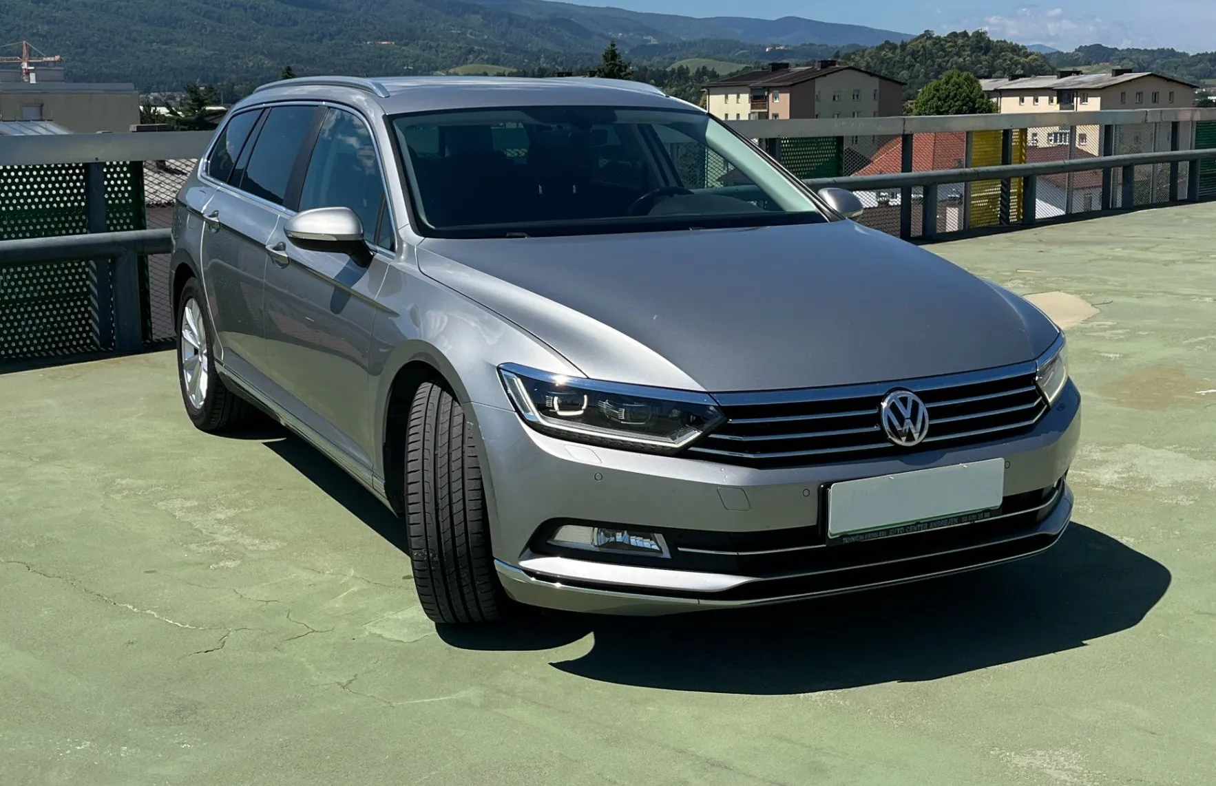 Zunanja slika - VW Passat - Variant 2.0 TDI BMT Highline DSG.DYNA. LED.ACC.MASAŽ. - 3