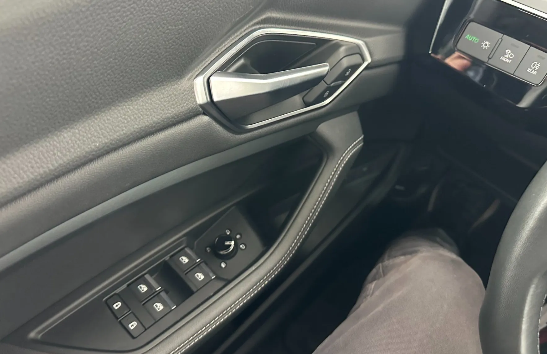 Zunanja slika - Audi e-tron - quattro 50 electric 230kW.KAMERA.NAVI.GRET.SED.LED - 15
